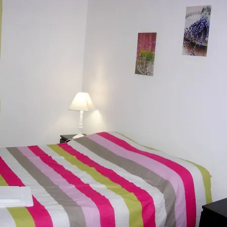 3 Bedrooms At 300 M Away From The Beach With Sea View Terrace And Wifi Albufeira