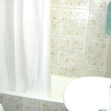 3 Bedrooms At 300 M Away From The Beach With Sea View Terrace And Wifi Albufeira
