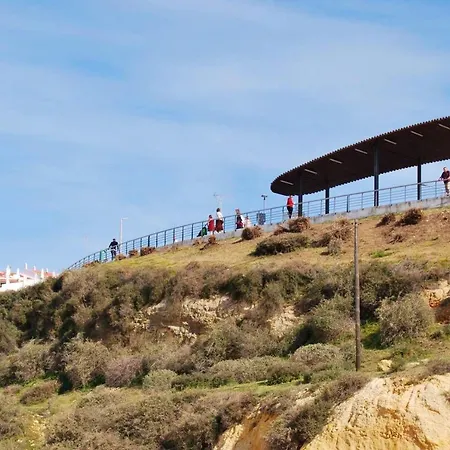 3 Bedrooms At 300 M Away From The Beach With Sea View Terrace And Wifi Albufeira