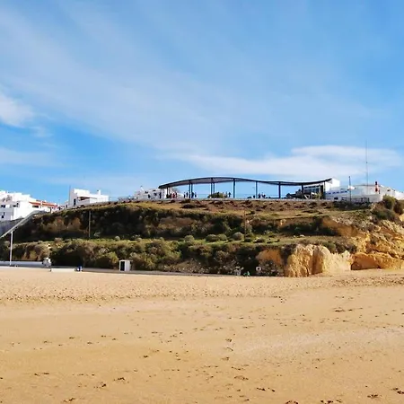 3 Bedrooms At 300 M Away From The Beach With Sea View Terrace And Wifi Αλμπουφέιρα